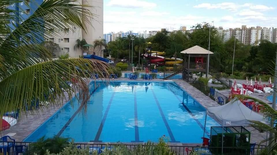 Golden Dolphin 3Pessoas Com Piscinas Termais Mais Toalhas E Roupas De Cama Lencois Travesseiros Fronhas Limpeza Do Check In Impostos E Taxas Ja Incluso Atencao A Hospedagem Podera Ocorrer No Express Ou Grand Hotel,Conforme A Disponibilidade De Apto Caldas Novas Luaran gambar