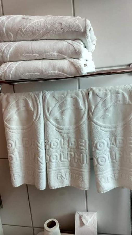 Golden Dolphin 3Pessoas Com Piscinas Termais Mais Toalhas E Roupas De Cama Lencois Travesseiros Fronhas Limpeza Do Check In Impostos E Taxas Ja Incluso Atencao A Hospedagem Podera Ocorrer No Express Ou Grand Hotel,Conforme A Disponibilidade De Apto Caldas Novas Luaran gambar